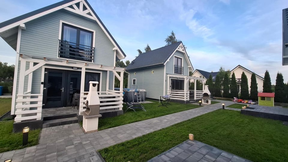 Domki Morskie Jastrzębia Góra - Domki z basenem House in Pomeranian Voivodeship