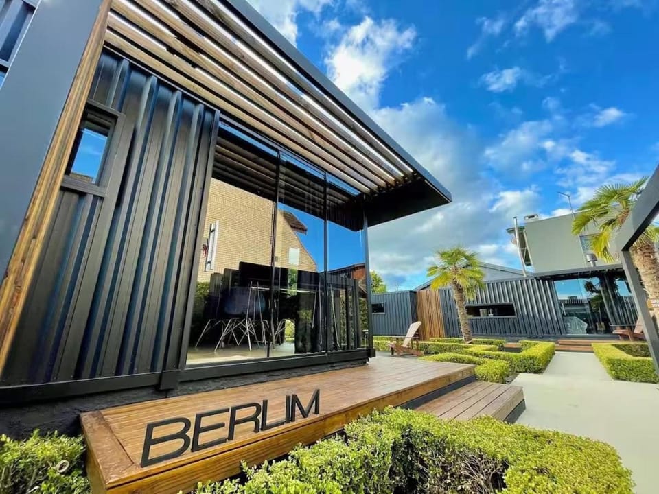 Tiny House Berlim Banheira | By Gramado Stay Apartment in Gramado