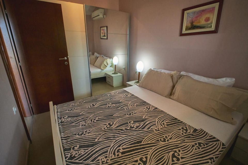 Bed, Bedroom, wardrobe