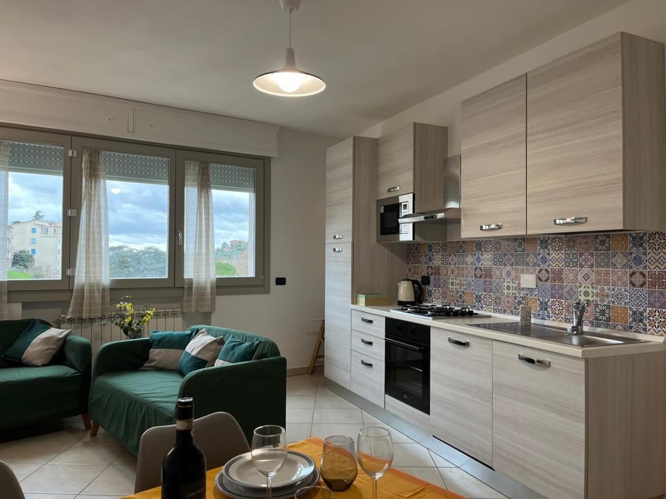 Kitchen or kitchenette, Dining area, dishwasher, stove