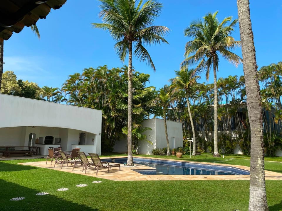 Garden, Garden, Swimming pool, Swimming pool