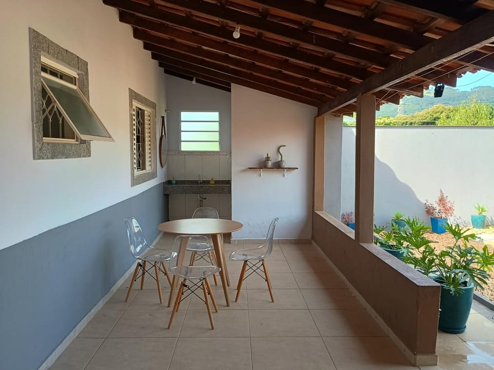 Chácara em Socorro com Piscina Climatizada e Churrasqueira House in State of São Paulo