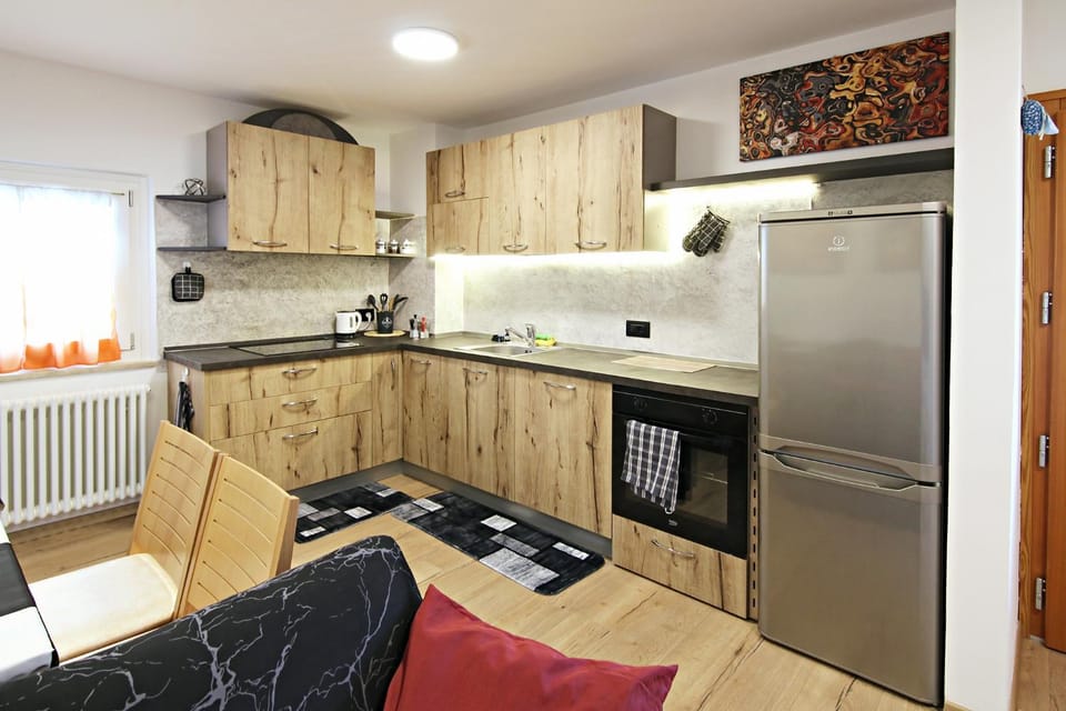 Kitchen or kitchenette, kitchen