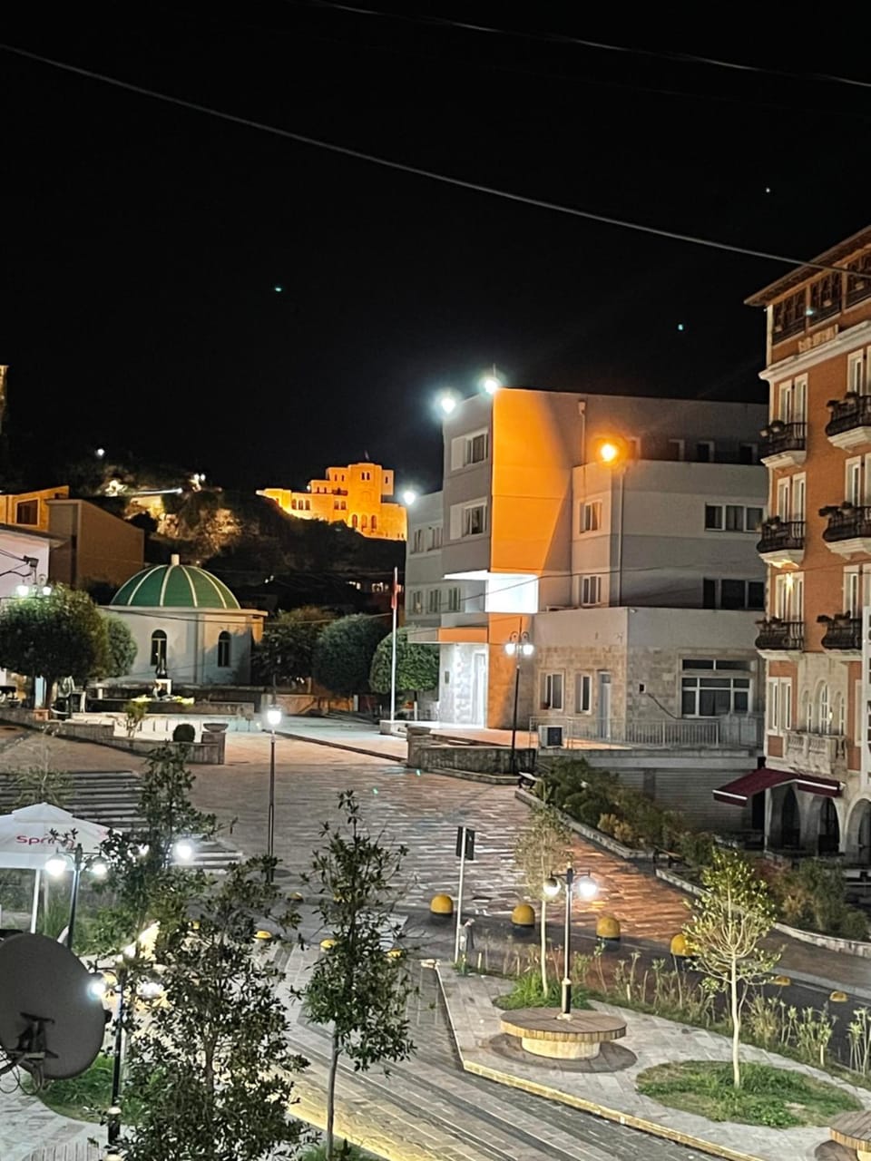 Night, Neighbourhood, City view, Street view, Location