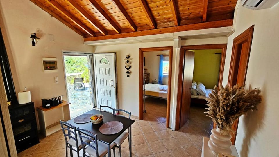 Lithos Haven House in Samos, Greece