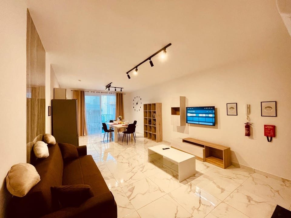 Communal lounge/ TV room, TV and multimedia, Living room, Seating area