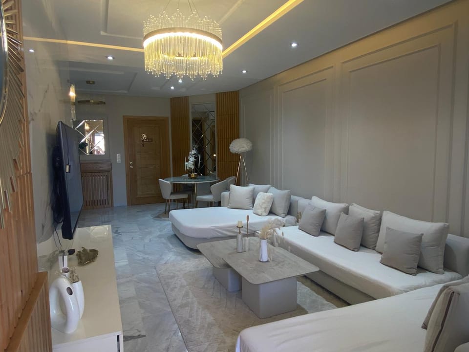 Luxury Apartment two bedroom - sea view - best spot in sousse Apartment in Sousse