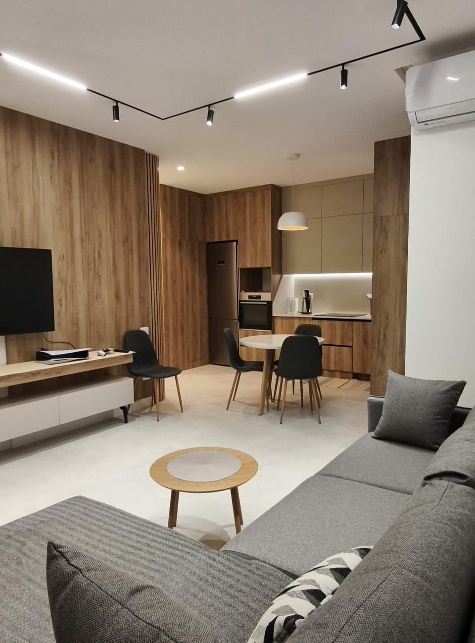 Modern Seaside Apartment in Sea Breeze Polo Residence Apartment in Baku, Azerbaijan