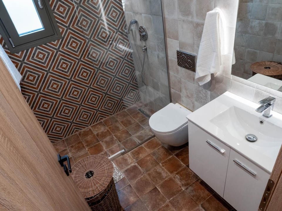 Shower, Bathroom, towels