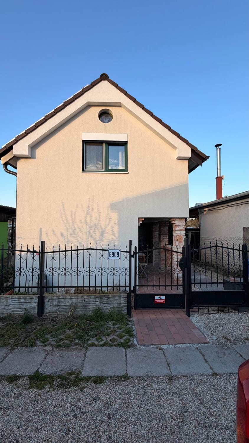 Comfort Garden House in Slovakia
