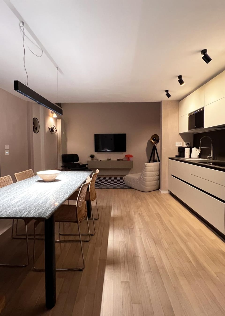 Kitchen or kitchenette, Living room, Dining area