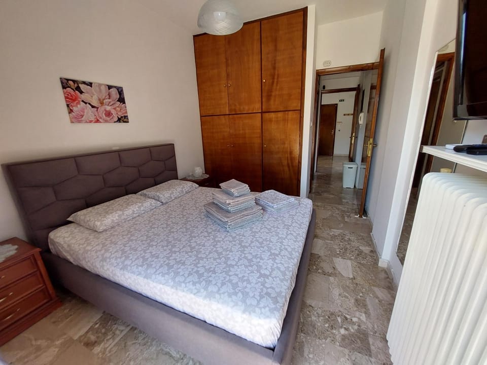 Bed, wardrobe