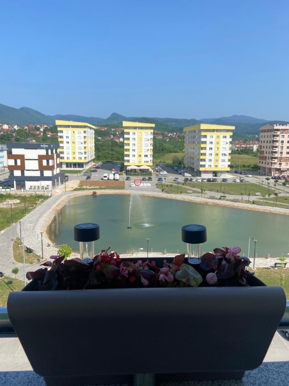City view, Lake view, Mountain view