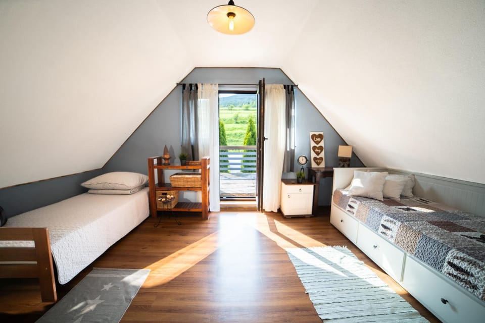 Balcony/Terrace, Photo of the whole room, Seating area, Bedroom