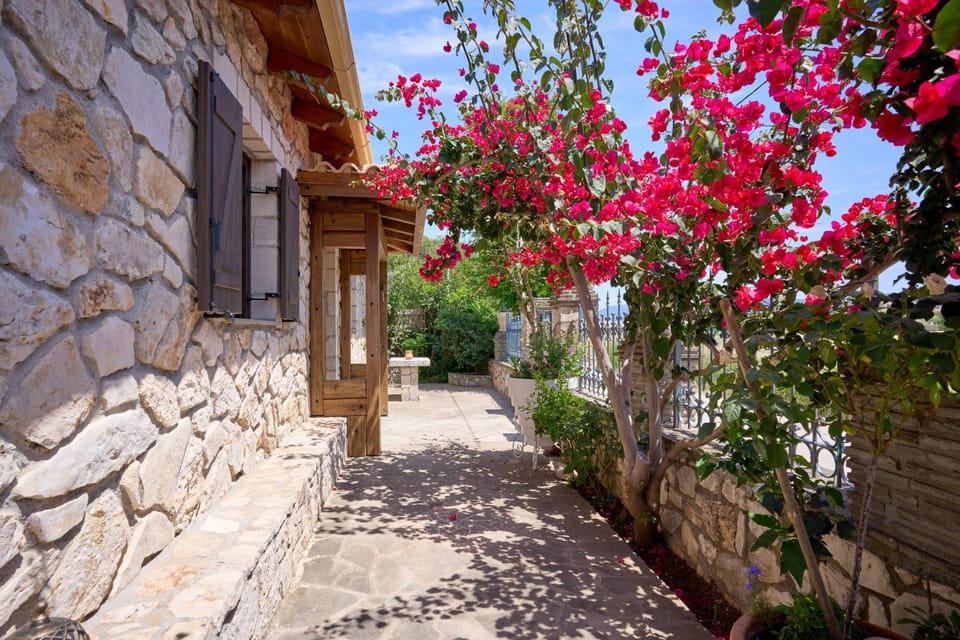 Rodakas Seaside Nest Villa in Cephalonia