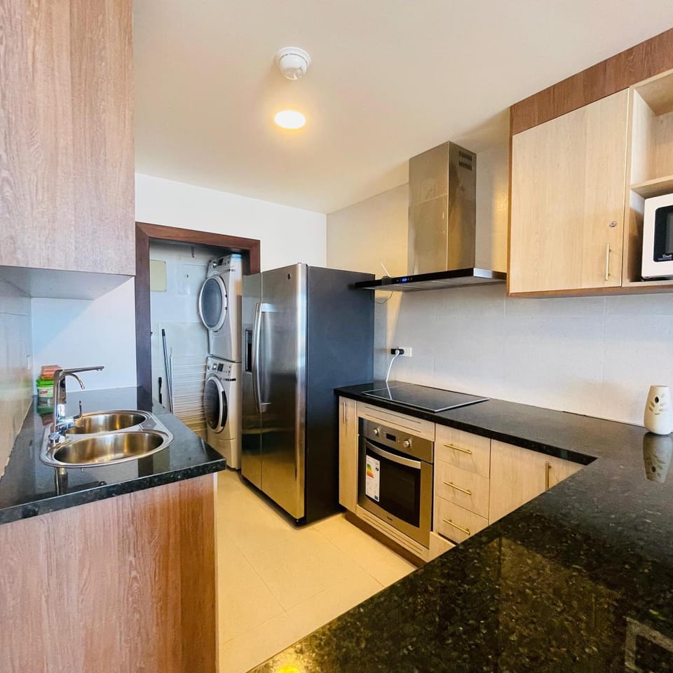 Kitchen or kitchenette, oven, stove