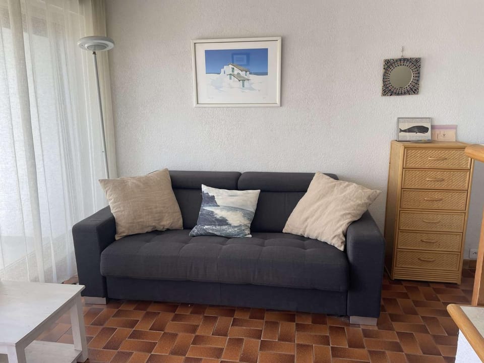 Studio + 2 cabines direct plage, terrasse, parking, 4 pers. Cabin in Le Grau-du-Roi
