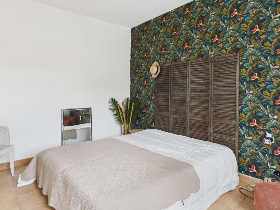 Maison plain-pied 3 chambres, terrasse et climatisation, 8 pers - FR-1-326-860 Apartment in Marseillan