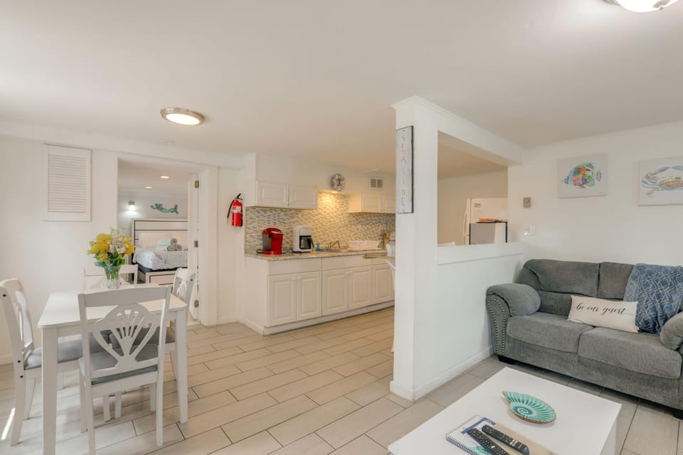 Condo Steps From the Sand + Seaside Heights Fun! House in Seaside Heights