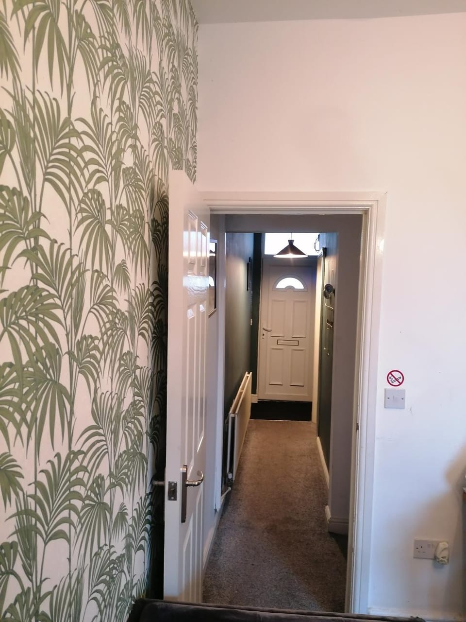 Warrington Guest House Bed and Breakfast in Stoke-on-Trent