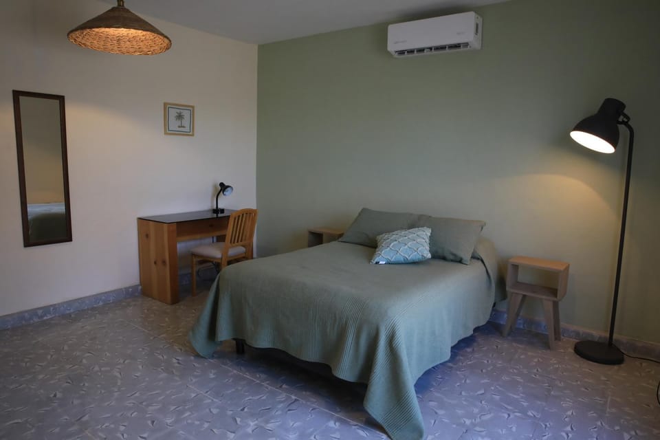Photo of the whole room, Bedroom, air conditioner