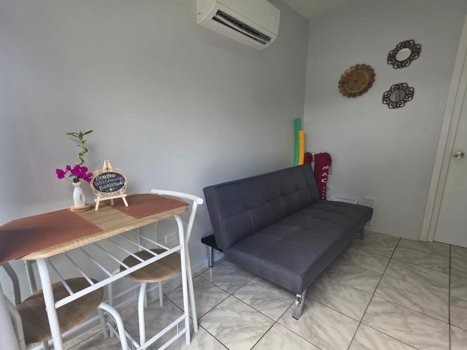 Calm & Cozy Apartment by C & D Apartment in Oranjestad