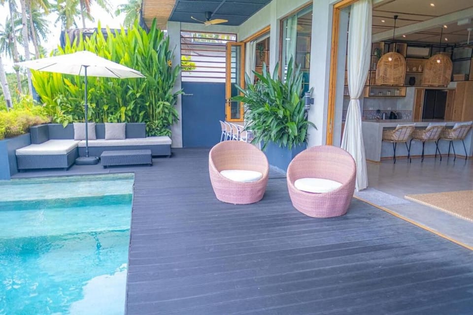 Ricehaven Luxury Villa with Starlink WIFI Villa2 Villa in General Luna