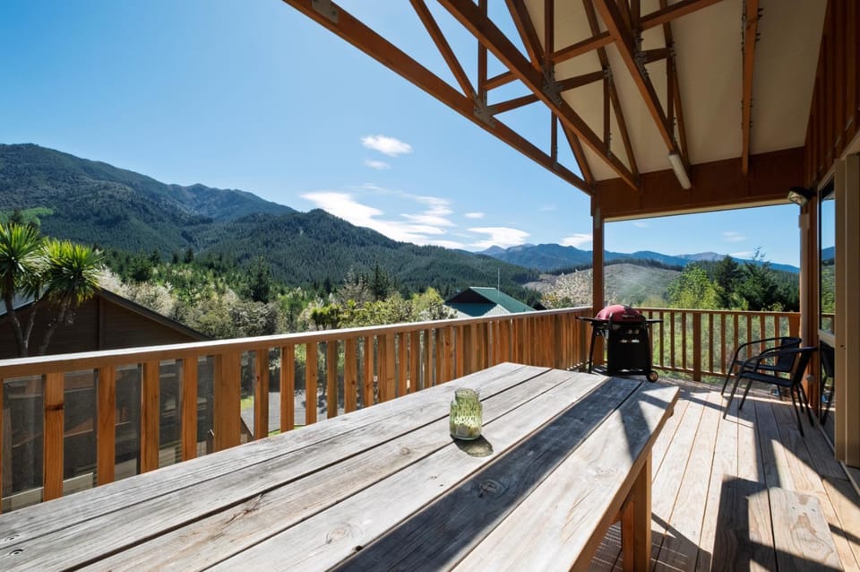 24 Acheron Heights House in Hanmer Springs