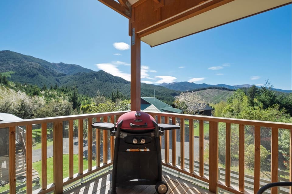 24 Acheron Heights House in Hanmer Springs