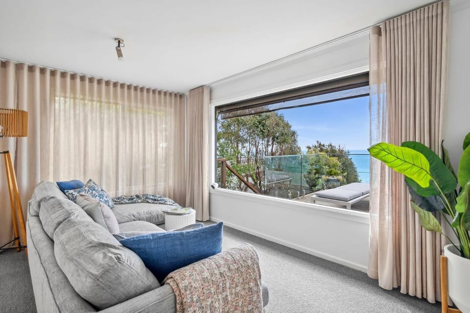 Lorne Beach Views House in Lorne