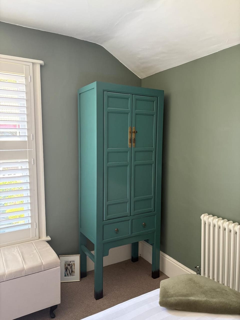 wardrobe