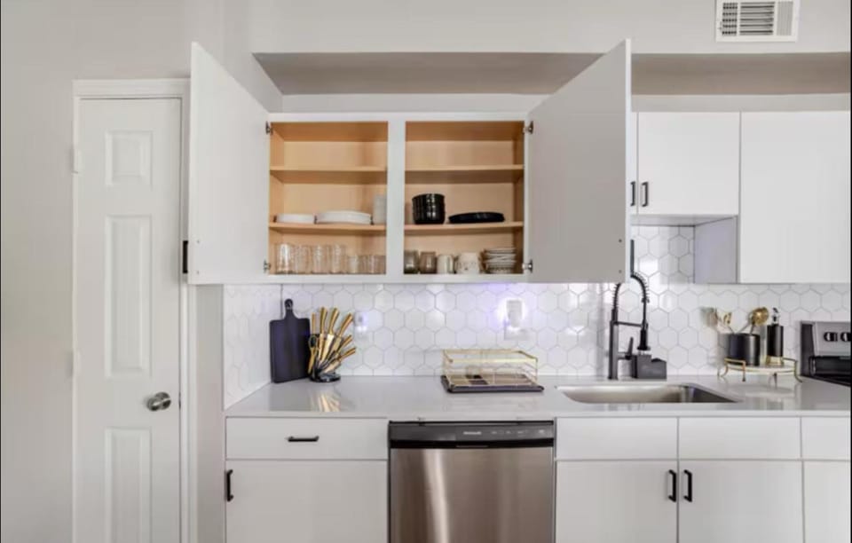 Luxury Apartment in Bricktown Riverwalk Apartment in Oklahoma City