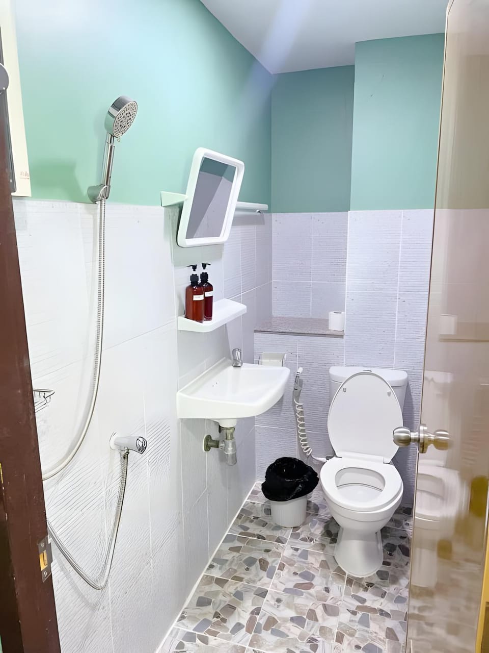 Shower, Toilet, Bathroom, bidet