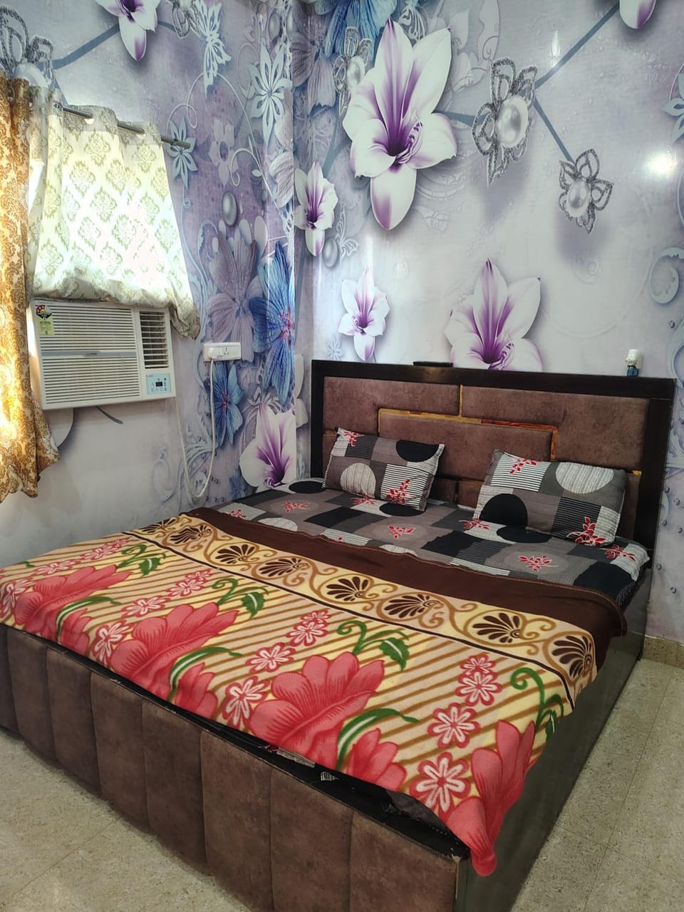 Shri prabhu dham- Near Prem Mandir Hotel in Uttar Pradesh