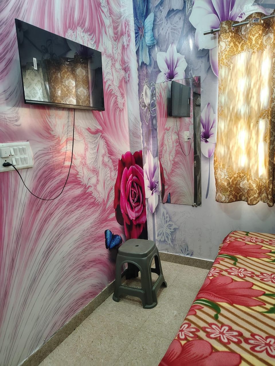 Shri prabhu dham- Near Prem Mandir Hotel in Uttar Pradesh