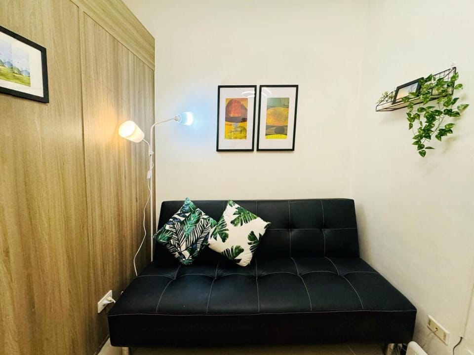 1BR Condotel with Balcony at FAME Residences #FM41-1 Apartment in Mandaluyong