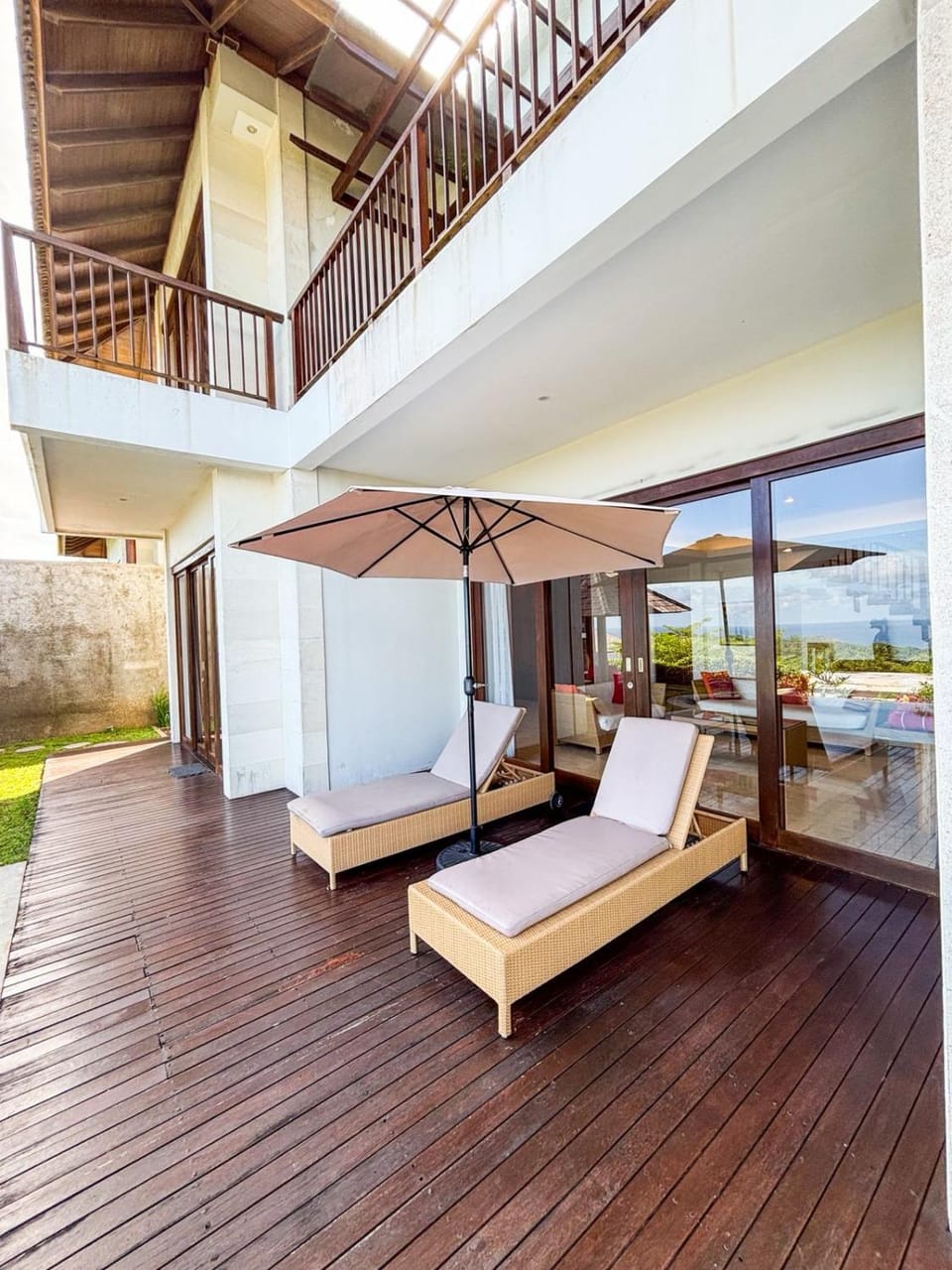 Balcony/Terrace, Seating area, Pool view, Swimming pool