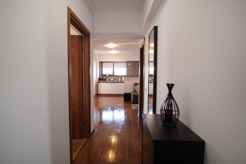 Lobby or reception, On site