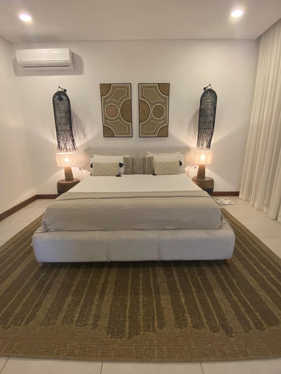 Bed, Photo of the whole room, Bedroom, Sea view, air conditioner