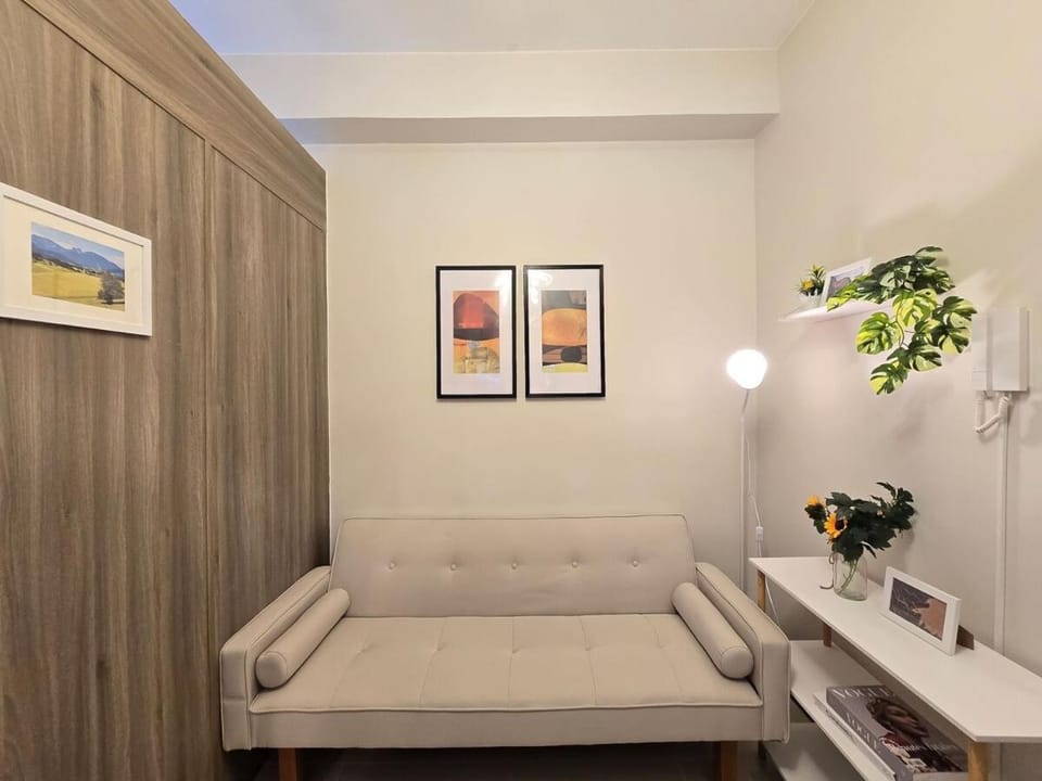 1BR Condotel with Balcony at FAME Residences #FM54-1 Apartment in Mandaluyong