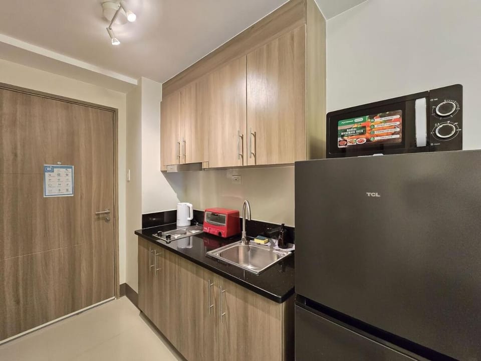 1BR Condotel with Balcony at FAME Residences #FM54-1 Apartment in Mandaluyong