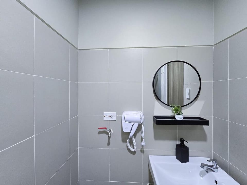 1BR Condotel with Balcony at FAME Residences #FM56-1 Apartment in Mandaluyong