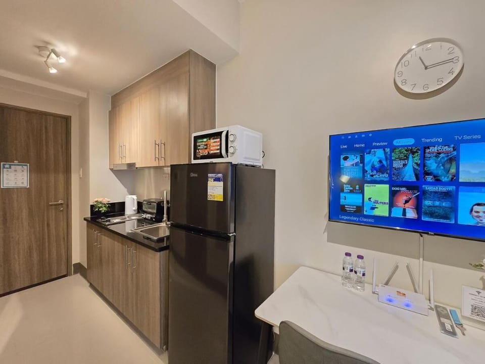 1BR Condotel with Balcony at FAME Residences #FM59-1 Apartment in Mandaluyong