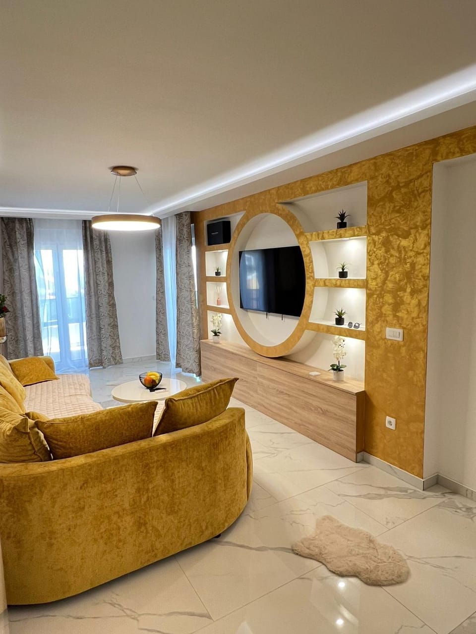 TV and multimedia, Living room