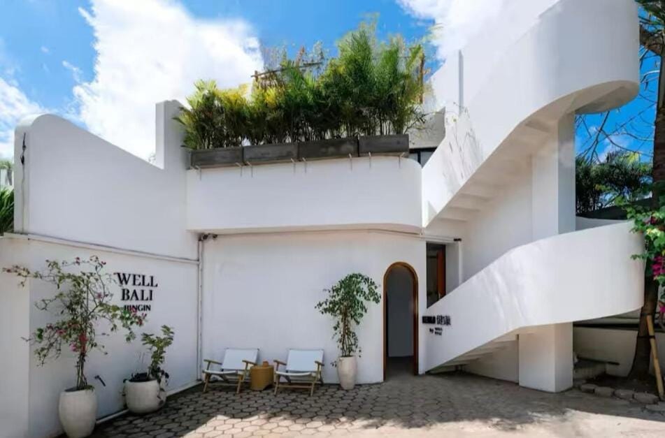 Chic 1BR in Bingin 3 Mins to Top Cafes & Beach Apartment in Bali