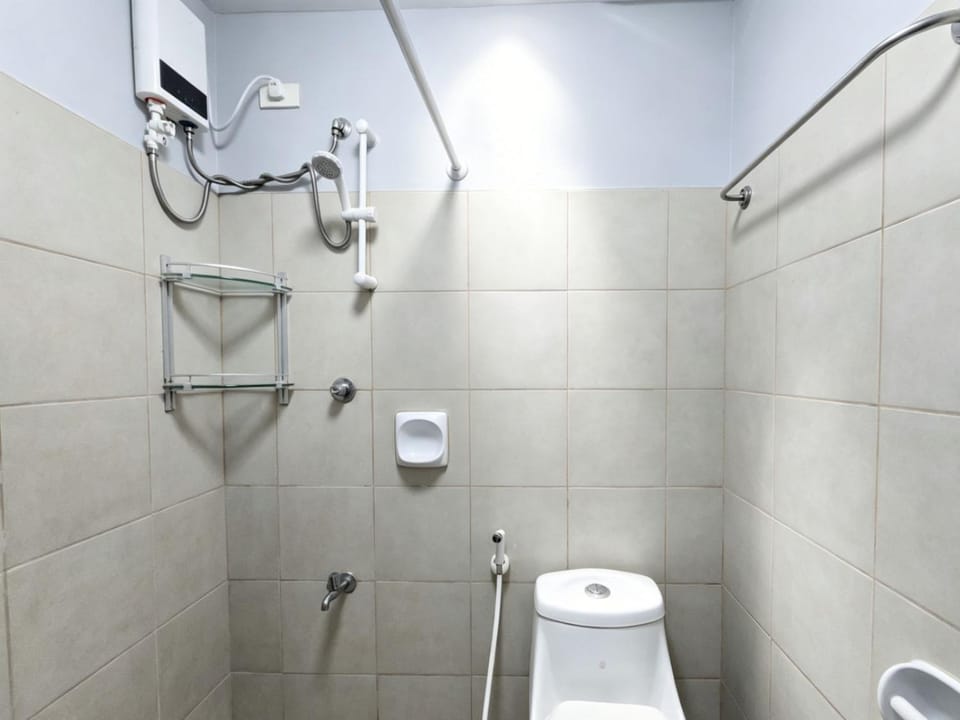 Citispace 1BR Condotel Suite at Ridgewood Towers Near BGC Airport #RW01B Apartment in Makati