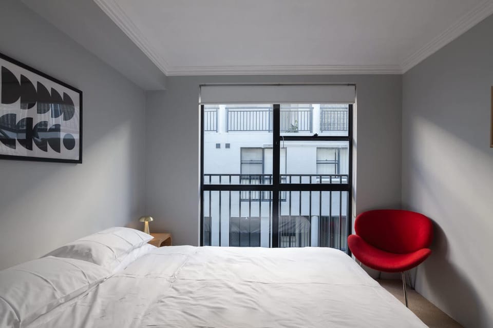 Chippendale Charmer in Ideal Location Apartment in Sydney
