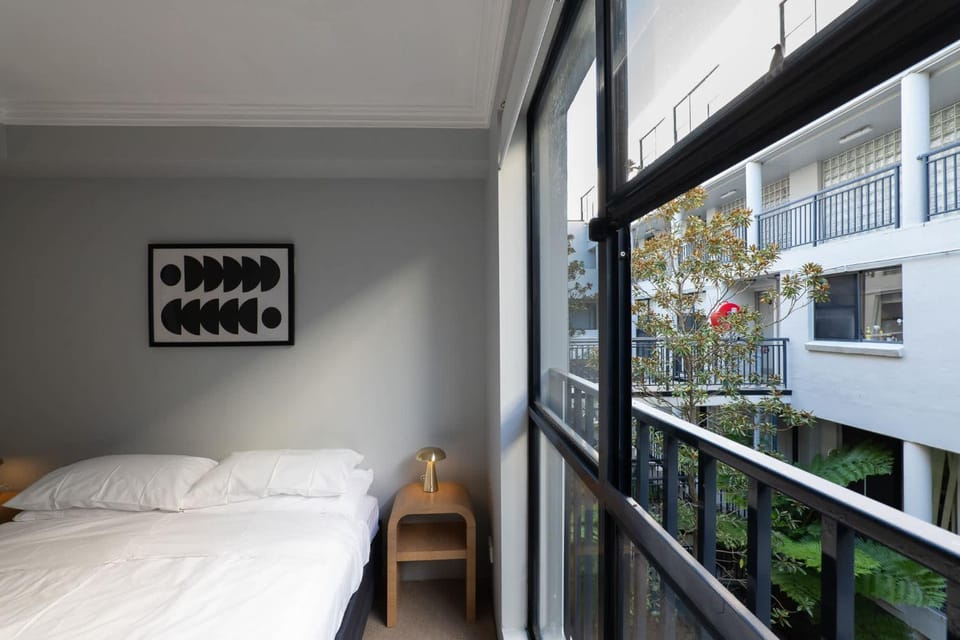 Chippendale Charmer in Ideal Location Apartment in Sydney