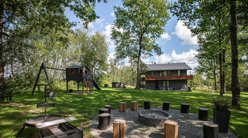 Brīvdienu māja Sniegi House in Latvia