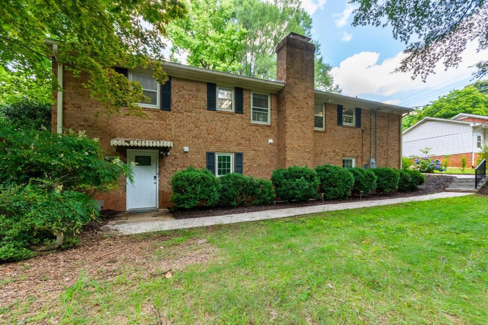 Property building, Garden view